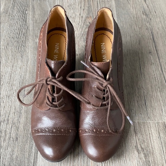 Nine West Leather Lace Up Ankle Bootie Wedges - Picture 2 of 9